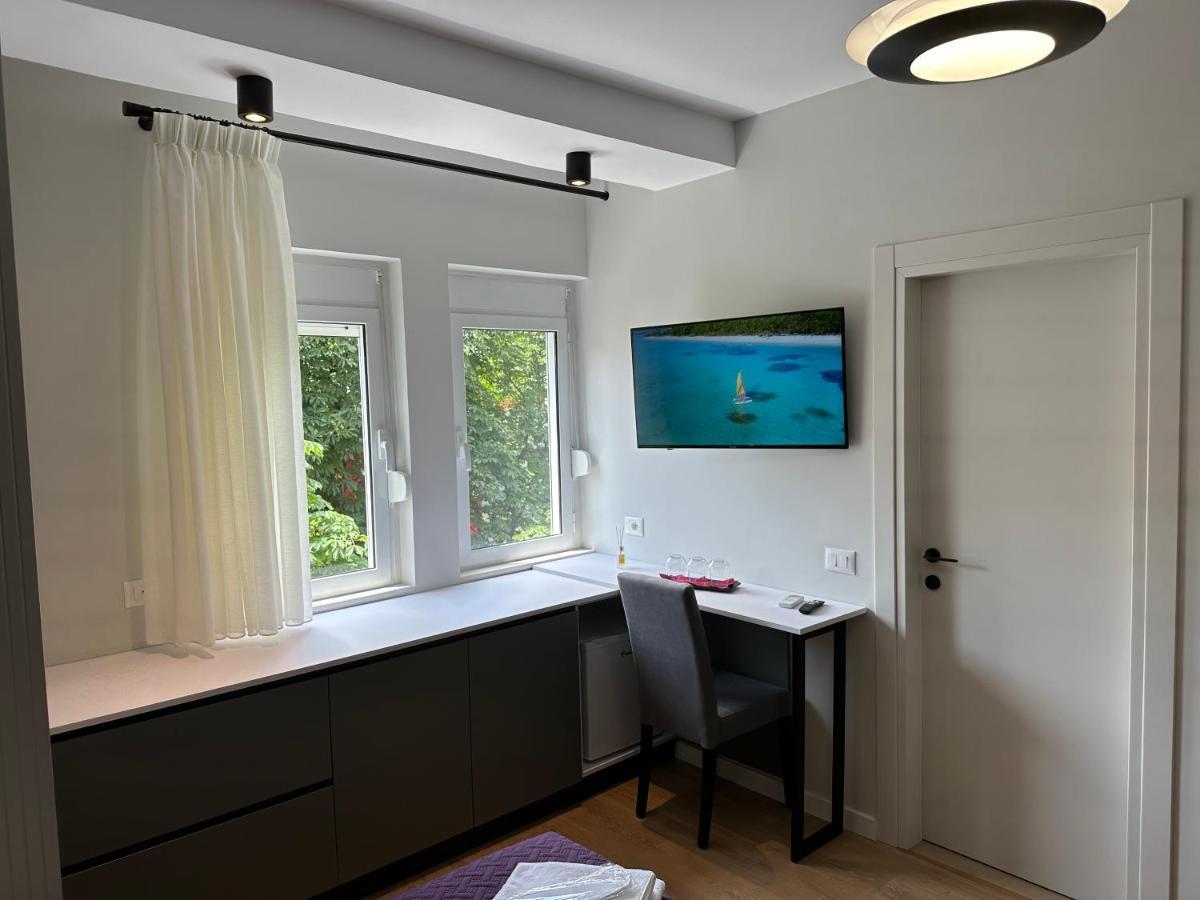 Soin Rooms Tirana Bagian luar foto