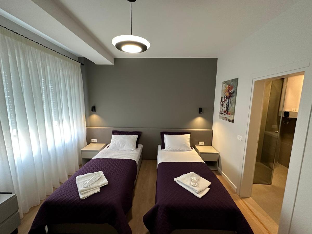 Soin Rooms Tirana Bagian luar foto