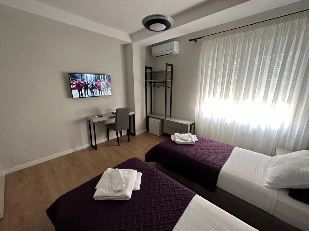 Soin Rooms Tirana Bagian luar foto