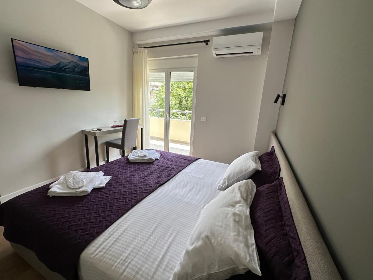 Soin Rooms Tirana Bagian luar foto