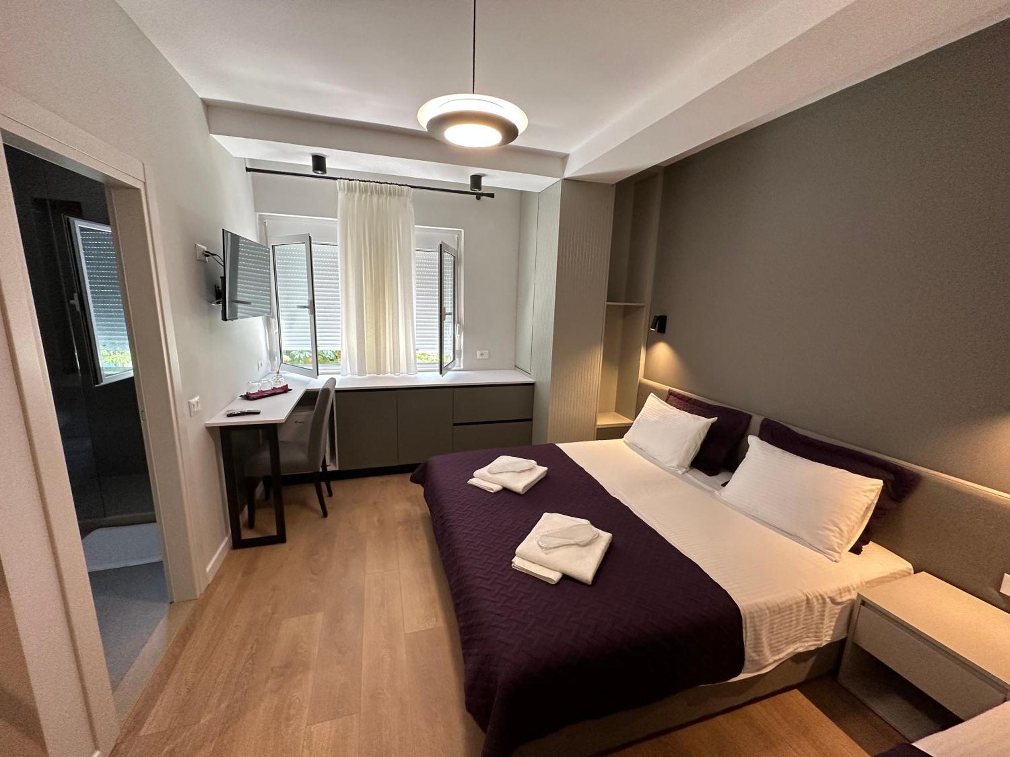 Soin Rooms Tirana Bagian luar foto